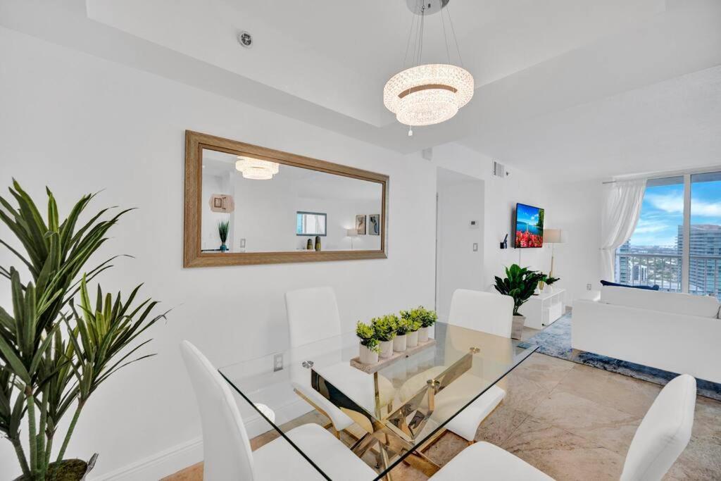 40Th Floor Priceless Unit Central Location 마이애미 외부 사진